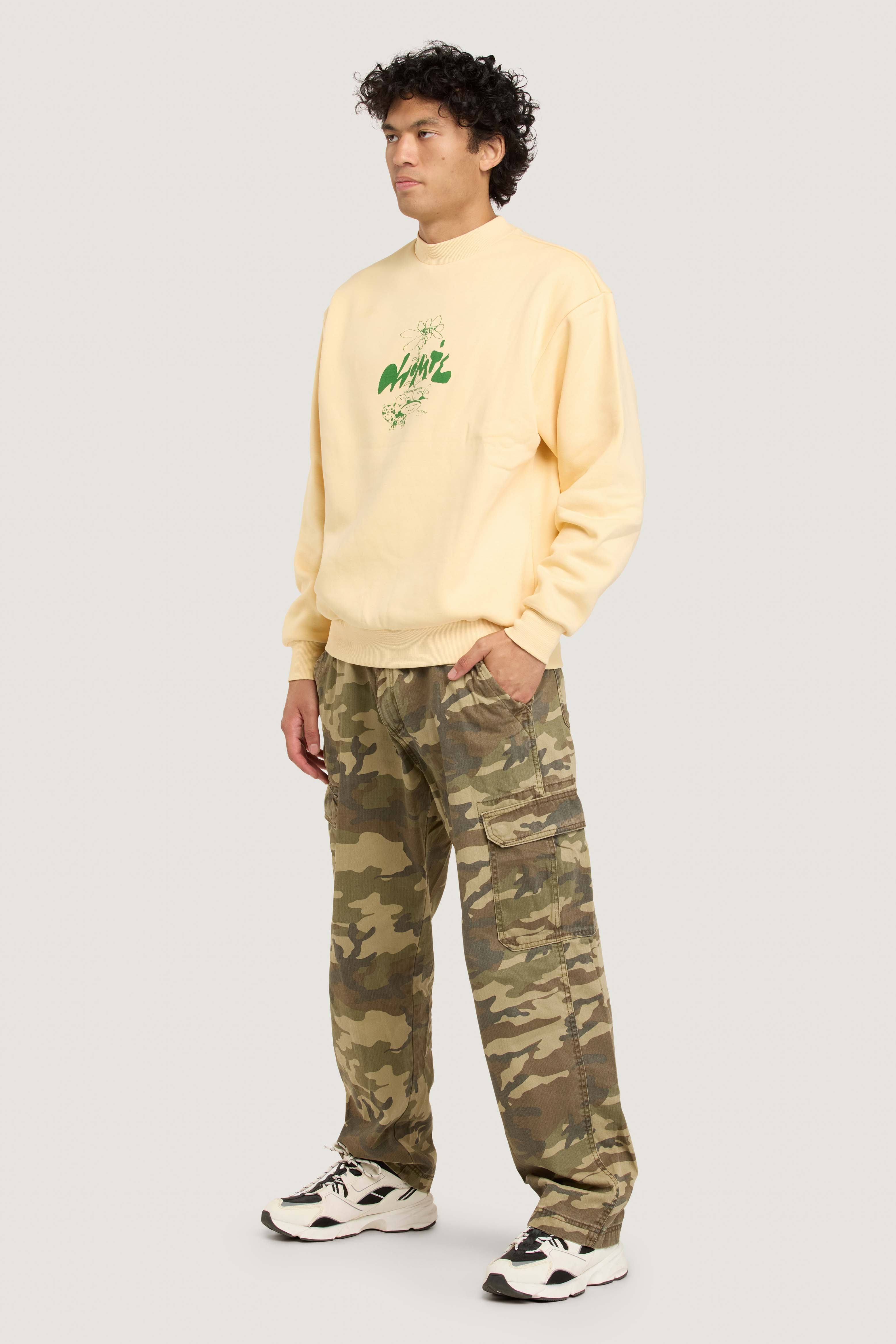 Everyone Crew - Butter - Image 4