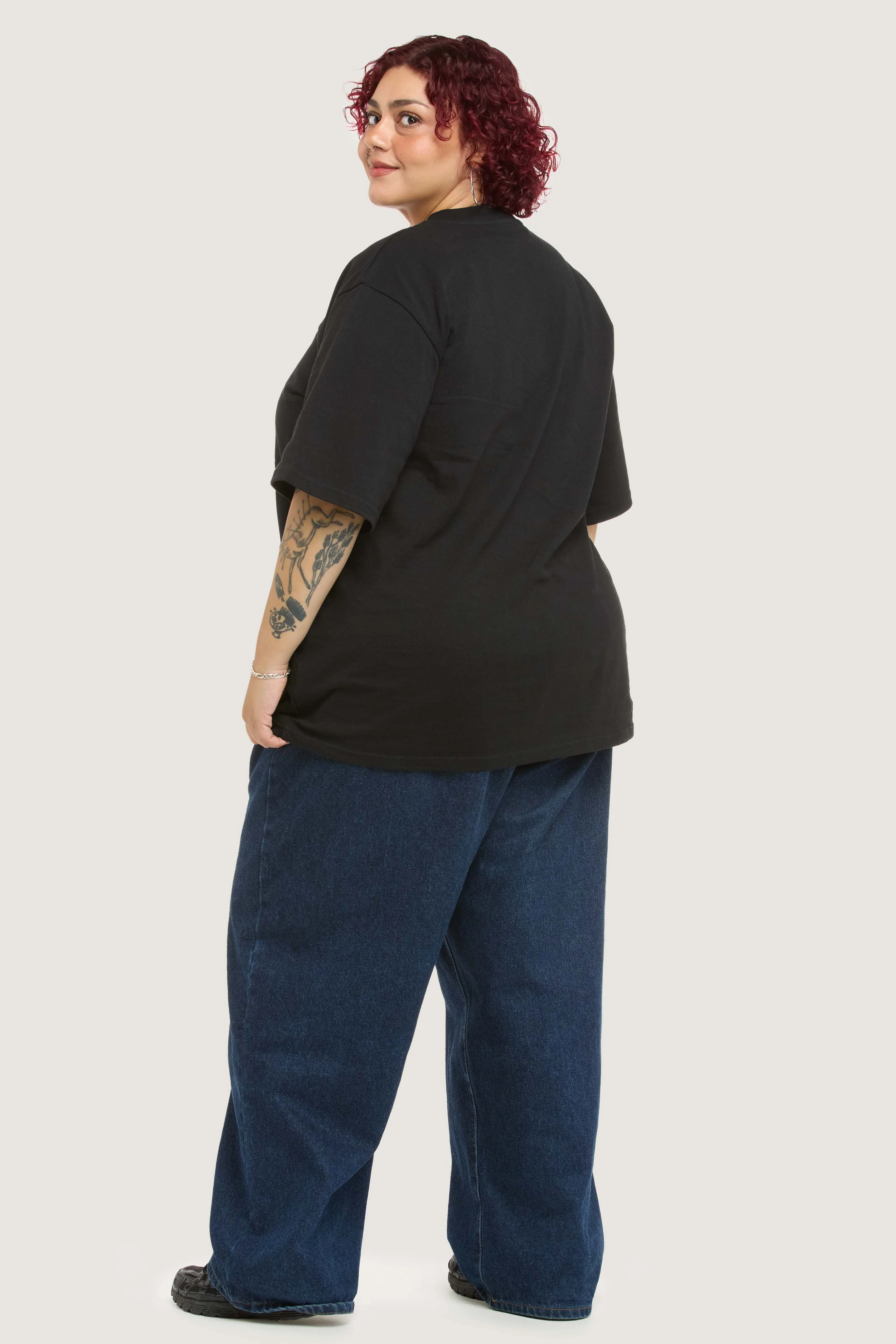 Heavy Weight Tee - Black - Image 4