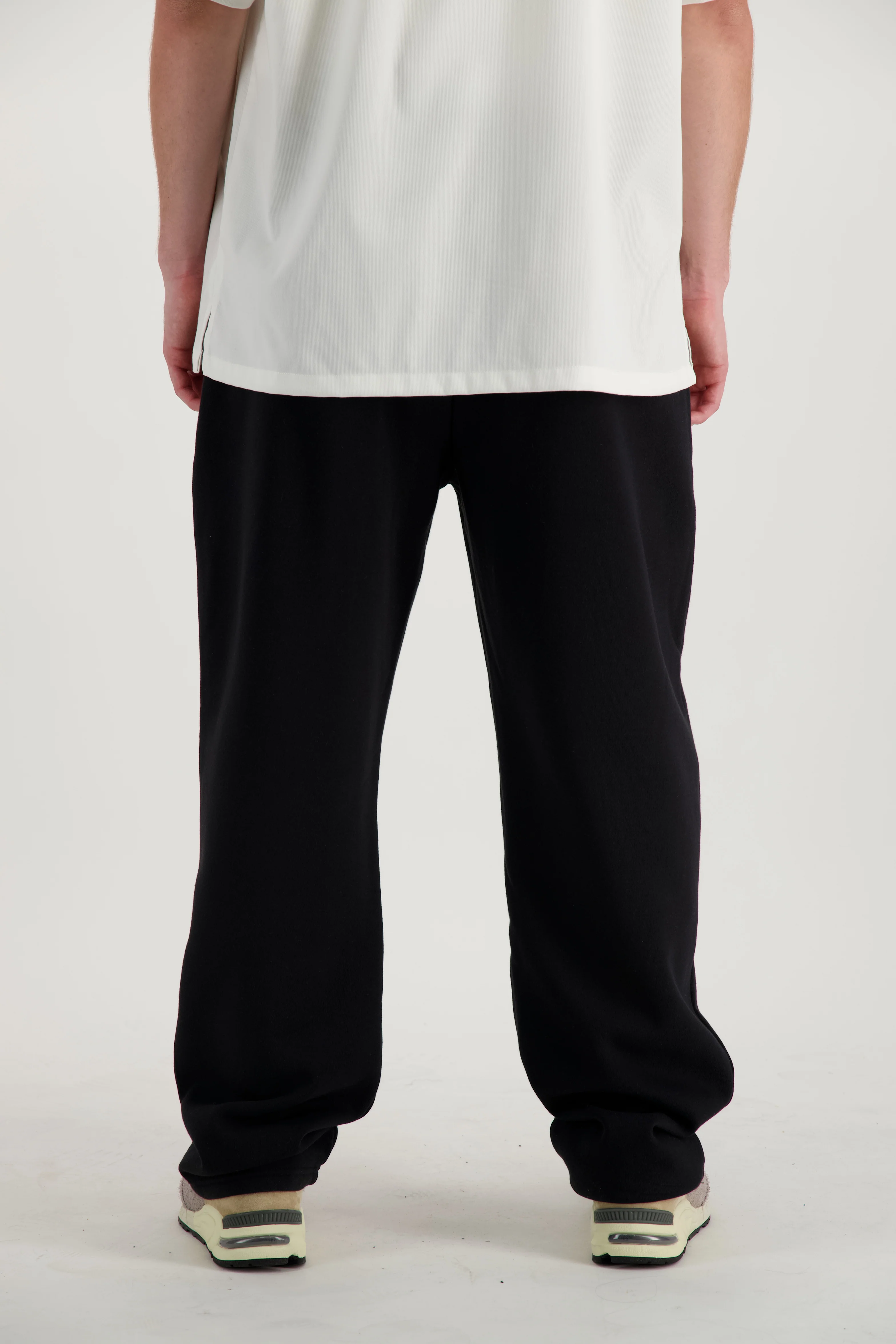 HoMie Streetwear Trackpants - Black - Image 4